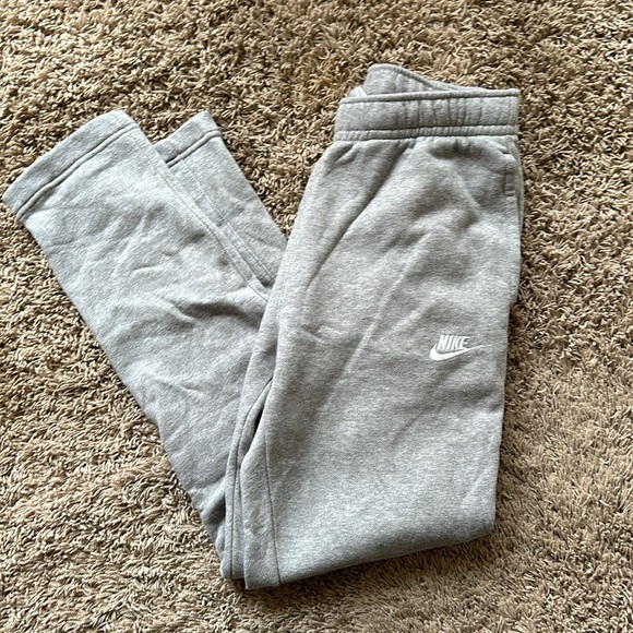 Nike straight sweats - Picture 2 of 3